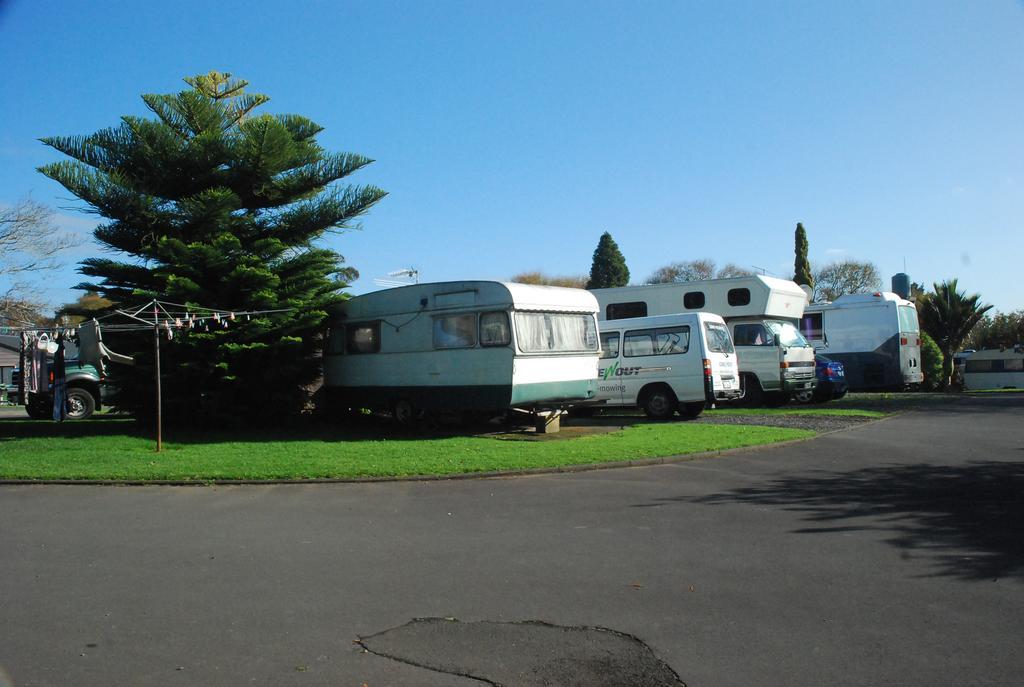 Avondale Motor Park Hotel Auckland Exterior foto