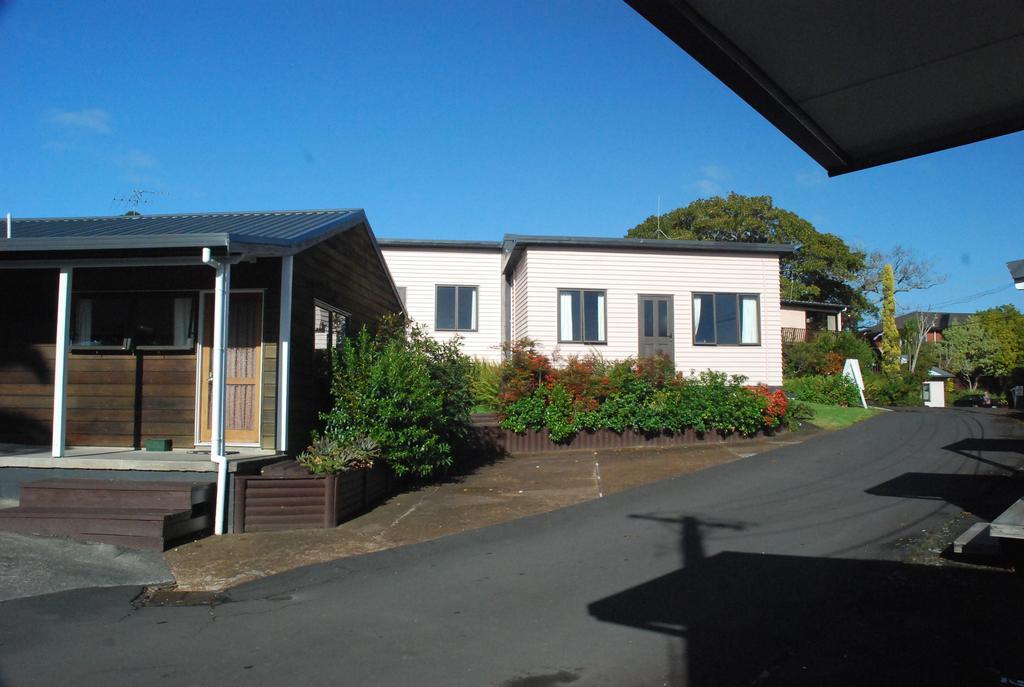 Avondale Motor Park Hotel Auckland Exterior foto