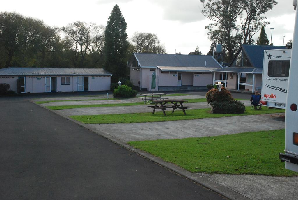 Avondale Motor Park Hotel Auckland Exterior foto