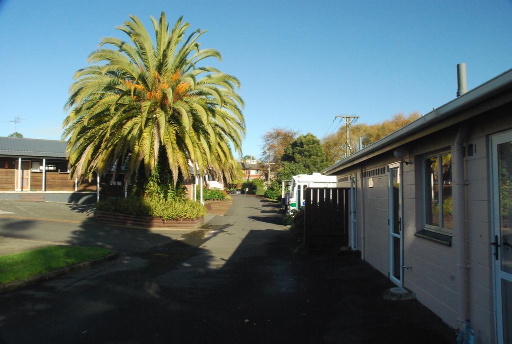 Avondale Motor Park Hotel Auckland Exterior foto