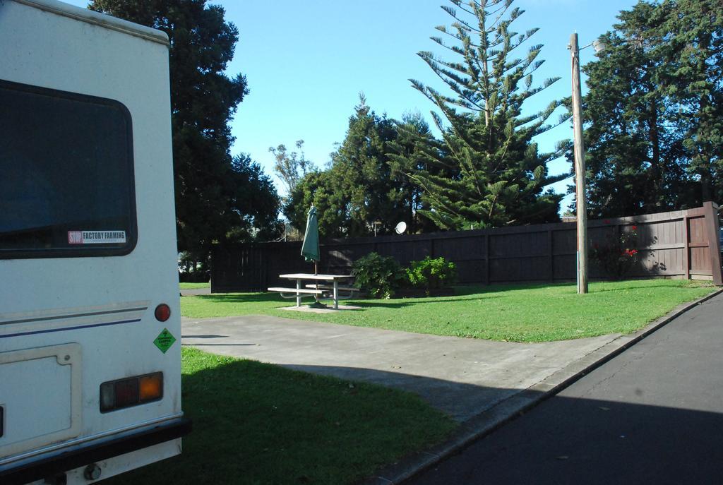 Avondale Motor Park Hotel Auckland Exterior foto