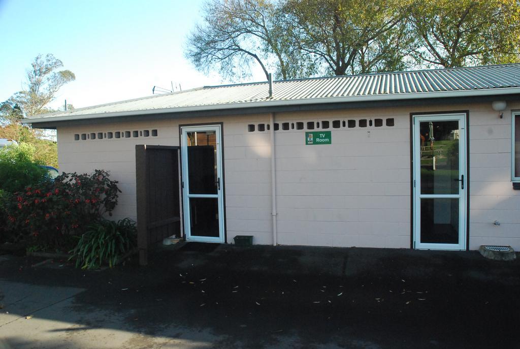 Avondale Motor Park Hotel Auckland Exterior foto