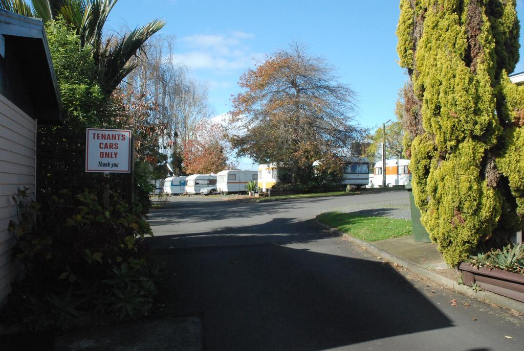 Avondale Motor Park Hotel Auckland Exterior foto