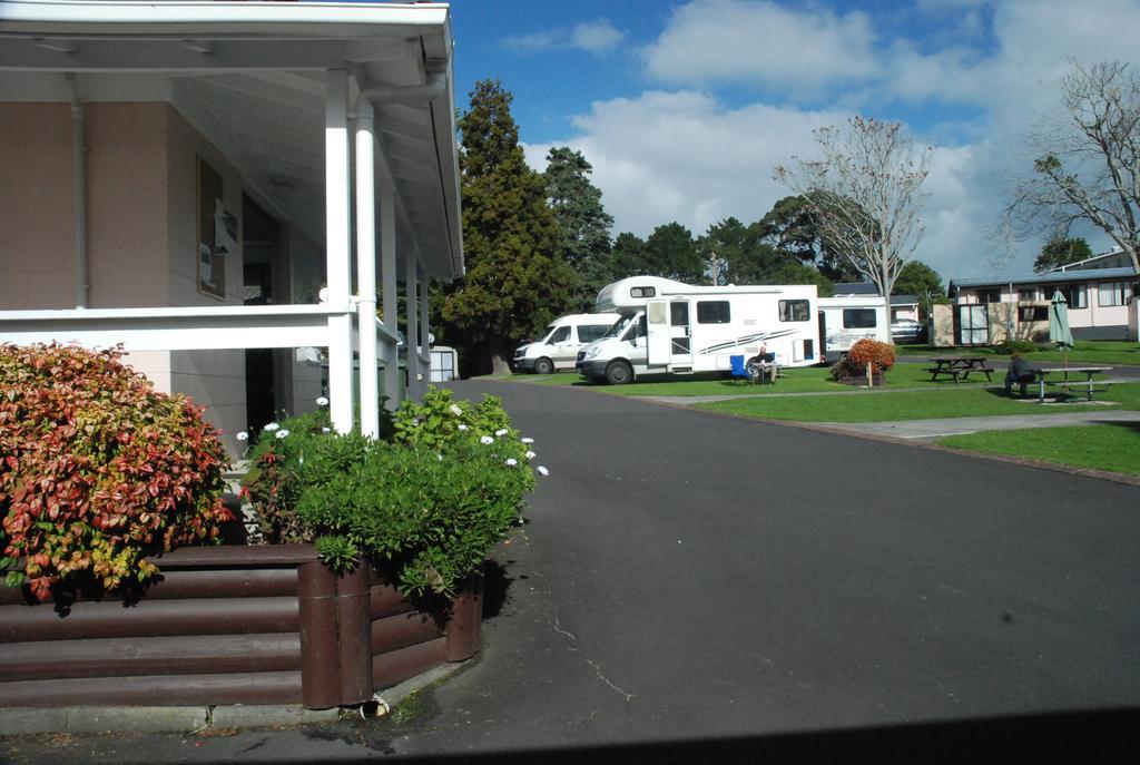 Avondale Motor Park Hotel Auckland Exterior foto